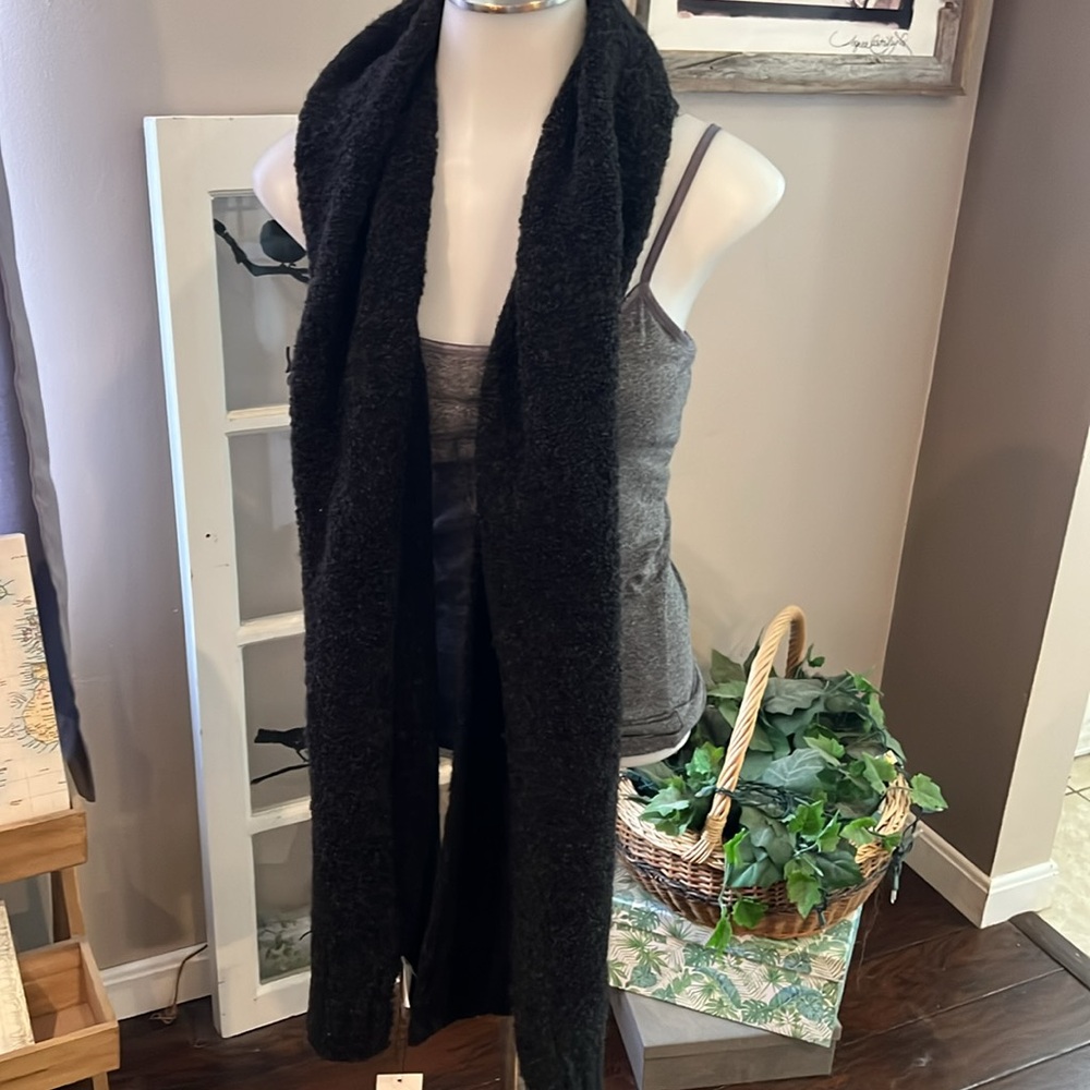 Calvin Klein Scarf - Picture 4 of 5